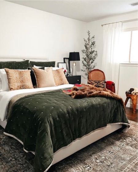 Holiday guest room, guest bedroom, home decor, holiday decor, Christmas 

#LTKhome #LTKSeasonal