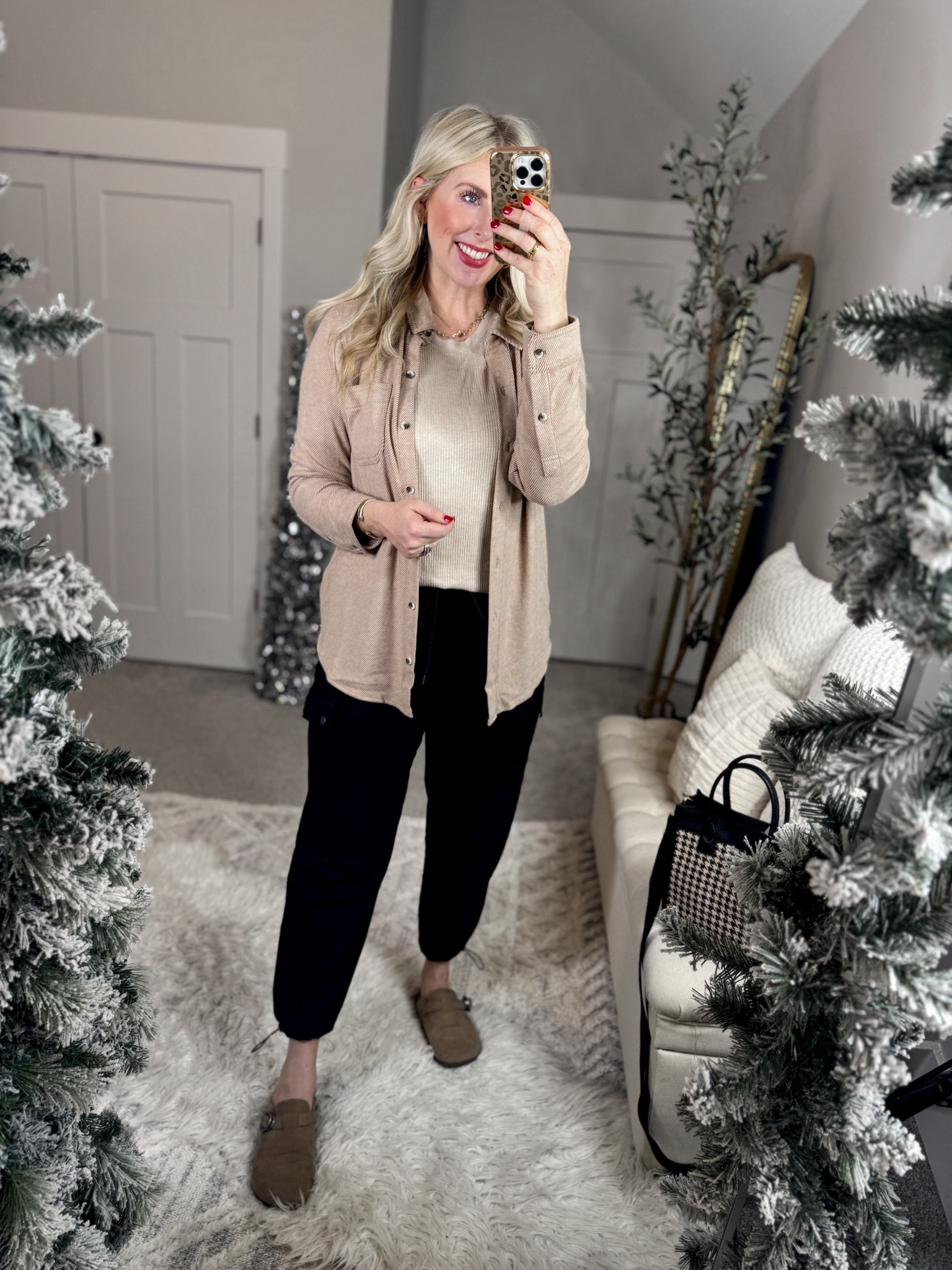 Weekend Walmart wins try on 

Shacket- medium 
Tunic- medium 

#LTKSeasonal #LTKstyletip #LTKfindsunder50