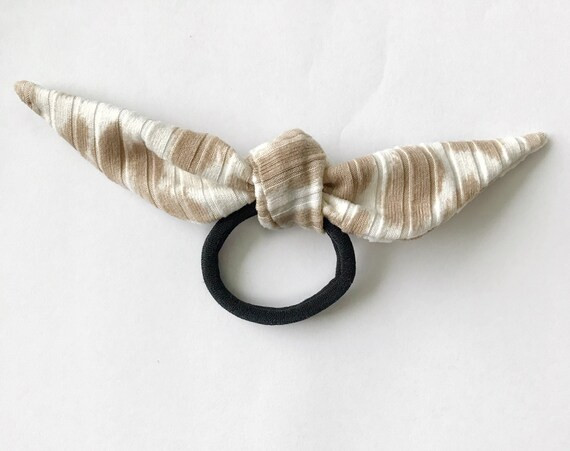 Tan & Ivory Leopard Hair Tie | Etsy (US)