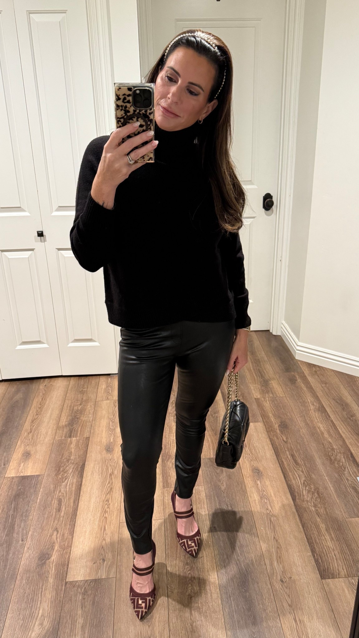 Rub don’t walk to get these #spanx leggings on major sale! 

#LTKSeasonal #LTKSaleAlert