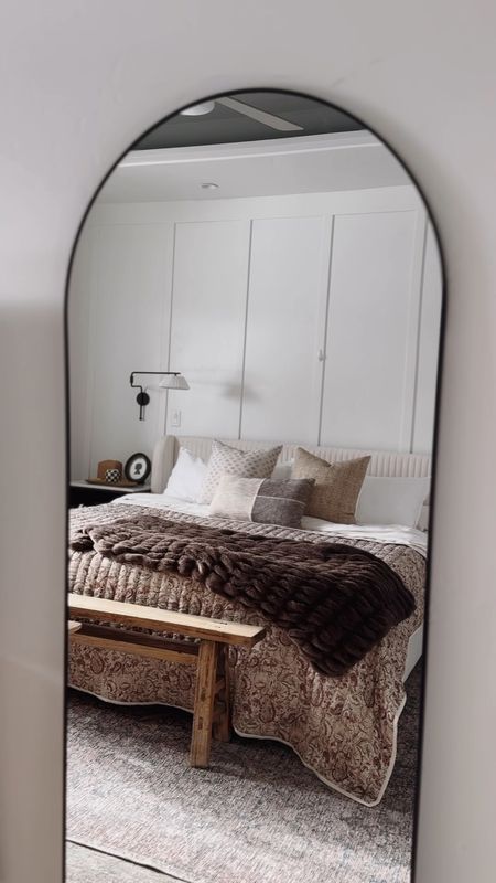Grab the viral Walmart arch mirror while it’s on sale! 
Bedroom
Bedding
Walmart 

#LTKsalealert #LTKSeasonal #LTKhome