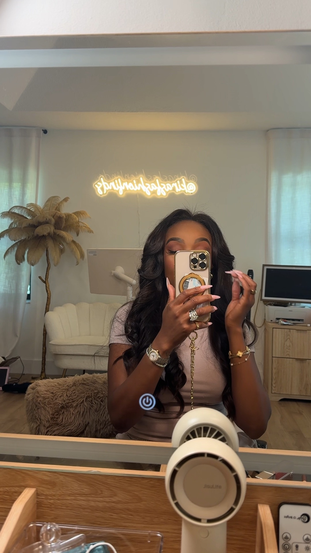 Scroll to shop! ✨ My favorite Amazon items. Everything is linked below.👇🏾

Desliza para comprar. ✨ Mis artículos favoritos de Amazon.

📲 Download the free LTK app & follow me @kirasfashionfinds to shop all my daily finds.

#LTKHome #LTKBeauty #LTKvlog