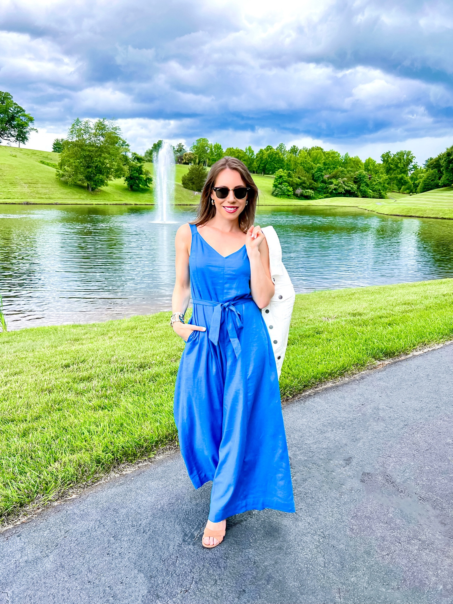 Serving looks in a different kind of white coat this weekend with @universalstandard (code INFS-ALYSSA30 for 30% off)

Now you can shop my very own @universalstandard collection with an exclusive discount! From Wednesday, June 21st to Monday, June 26th use code INFS-ALYSSA30 for 30% off my favorite tops, dresses, jumpsuits, pants, shorts, and more. Click the link at https://www.universalstandard.com/collections/doctor-cole

I’m wearing the Promenade Linen Jumpsuit in Ocean with the Kelsey Denim Jacket in white, sizes 00-0 4XS

#LTKxNSale #LTKFind #LTKunder100