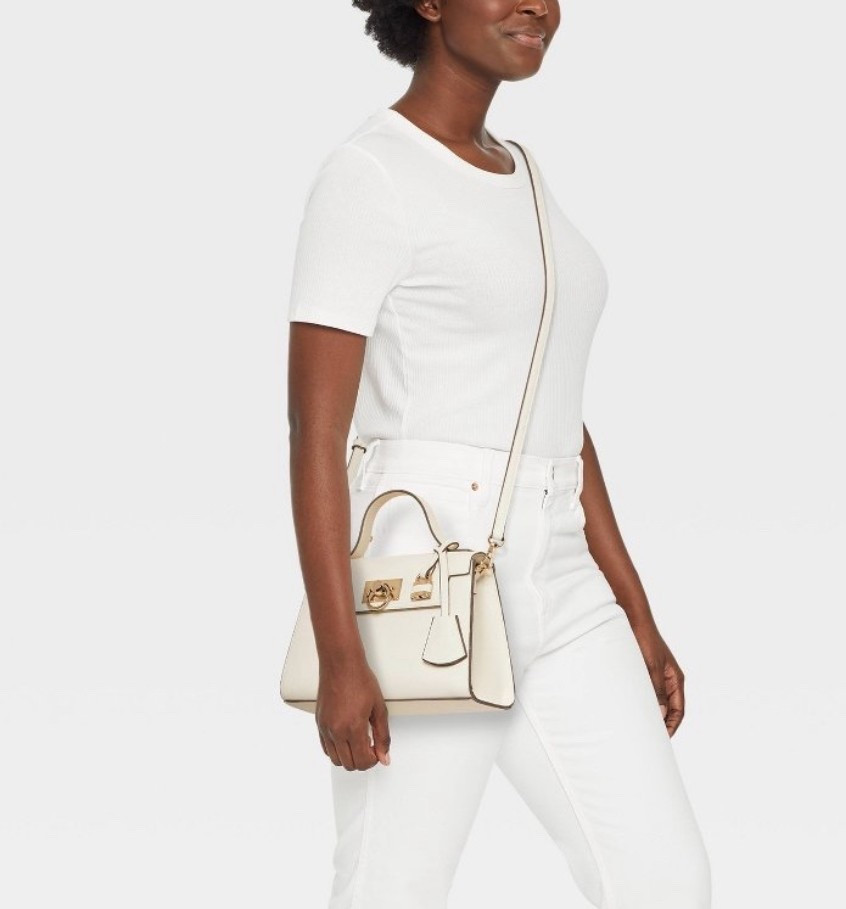 Love this Bag! $25!

#LTKWorkwear #LTKFindsUnder50 #LTKGiftGuide