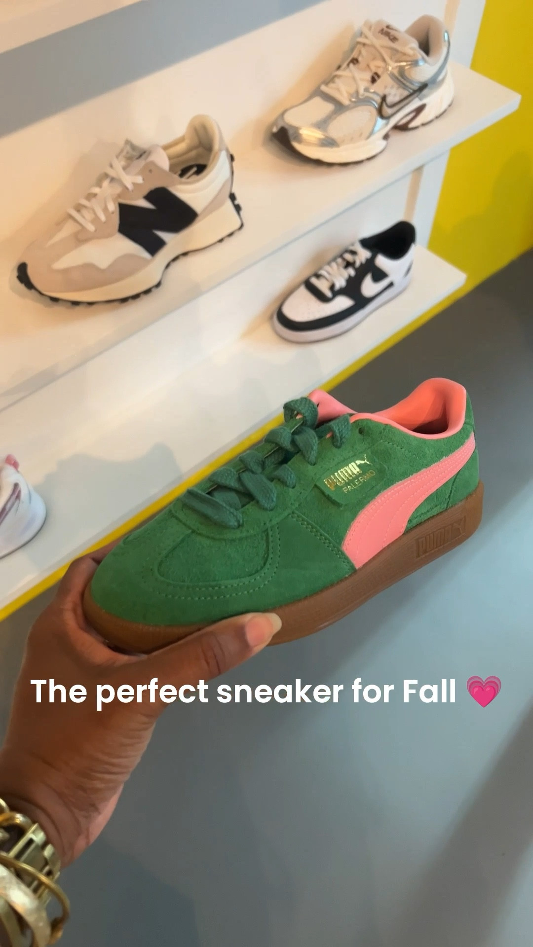 This green and pink combo is one of my faves 😍

#LTKShoeCrush #LTKOver40 #LTKFindsUnder100