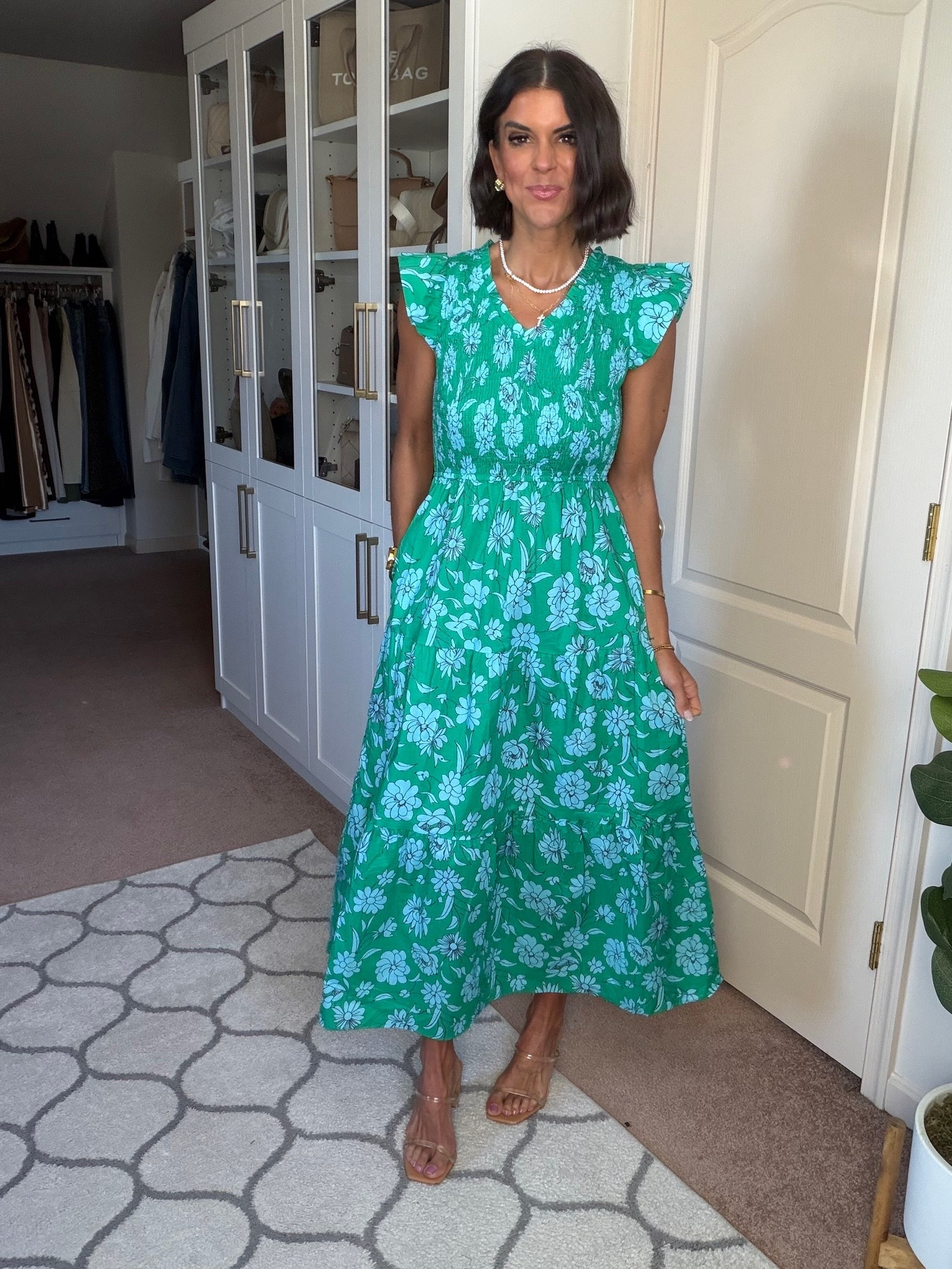 Size small in dress

#LTKgrwm #LTKootd #LTKmomlife