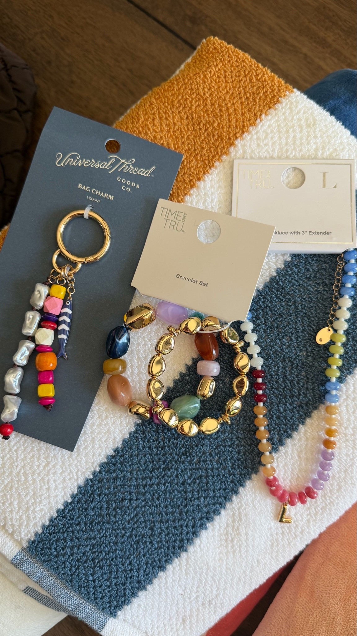 Walmart & Target summer beaded jewelry and keychain finds 🌊🍋🫧 beaded necklace, bangles, beach jewelry, vacation jewelry, affordable jewelry

#LTKootd #LTKSaleAlert