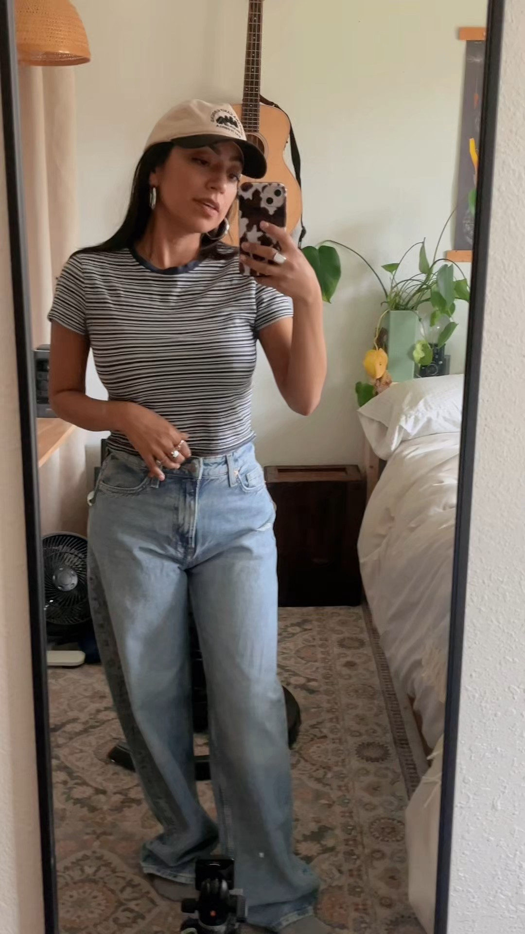 feelin’ like a true 90’s baby in these jeans ✨

#LTKStyleTip #LTKBeauty