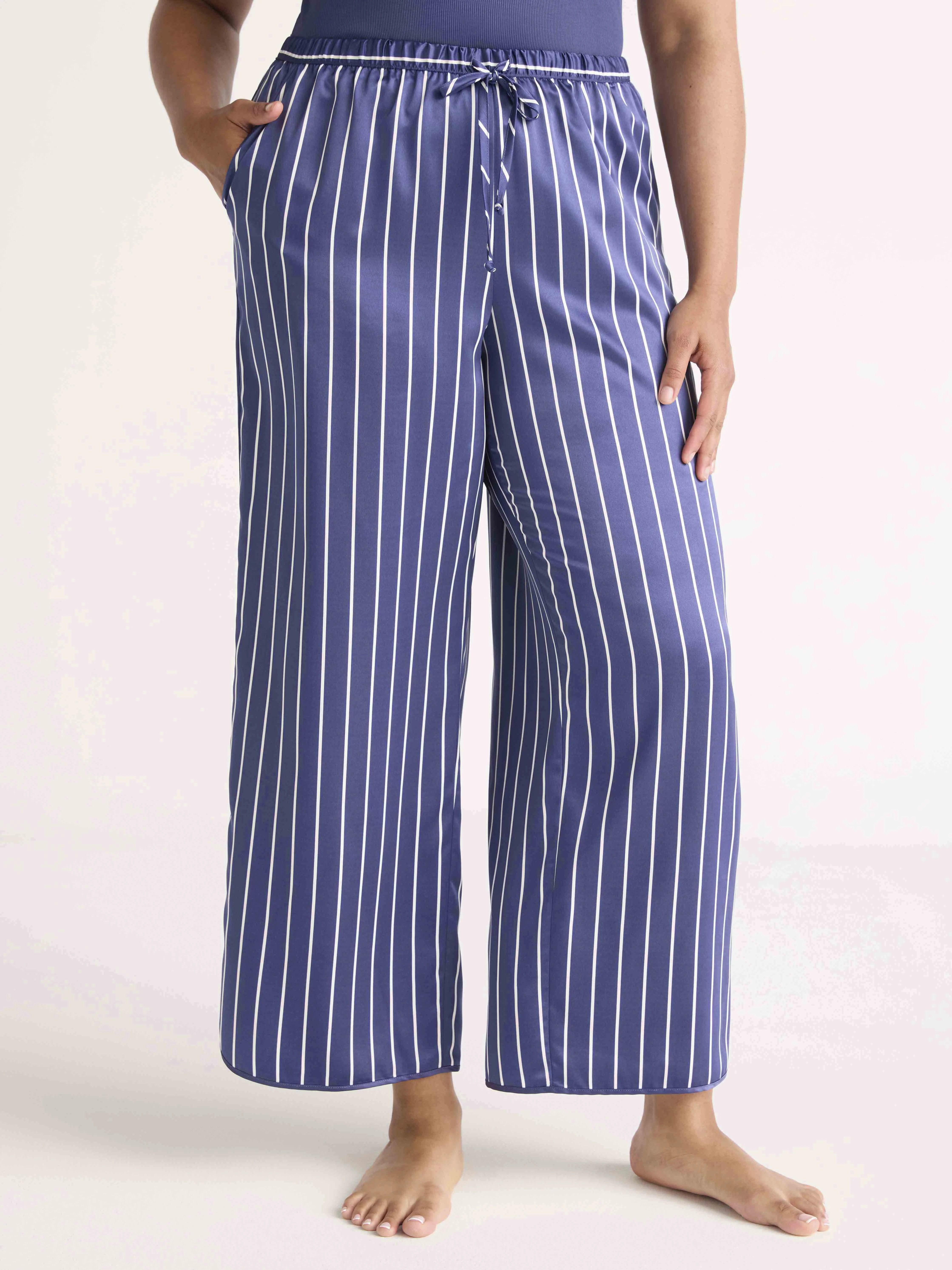 Joyspun Women’s Satin Pants, 28'' Inseam, Sizes XS-3X | Walmart (US)