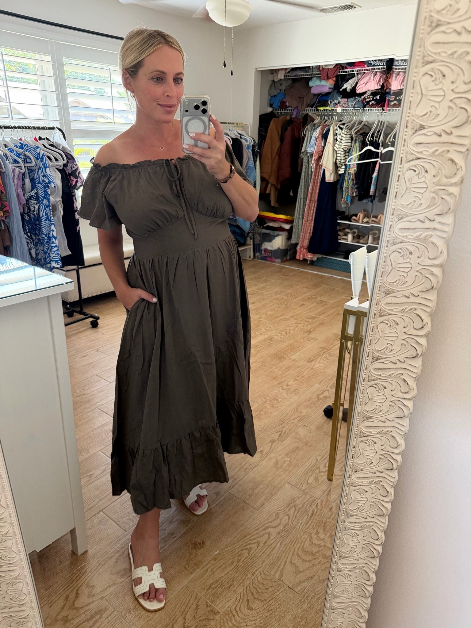 Midi dress, wearing XL at 26 weeks pregnant

#LTKMidsize #LTKootd #LTKSeasonal