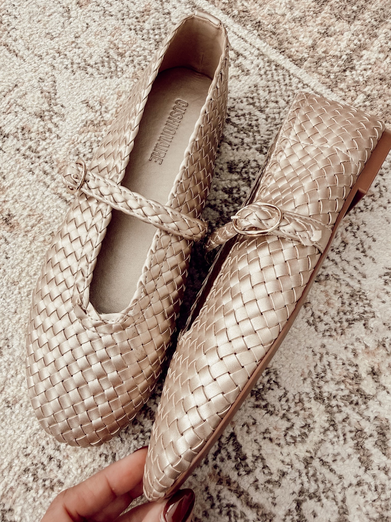 These darling ballet flats! Fits tts



#LTKShoeCrush #LTKFindsUnder50 #LTKSeasonal