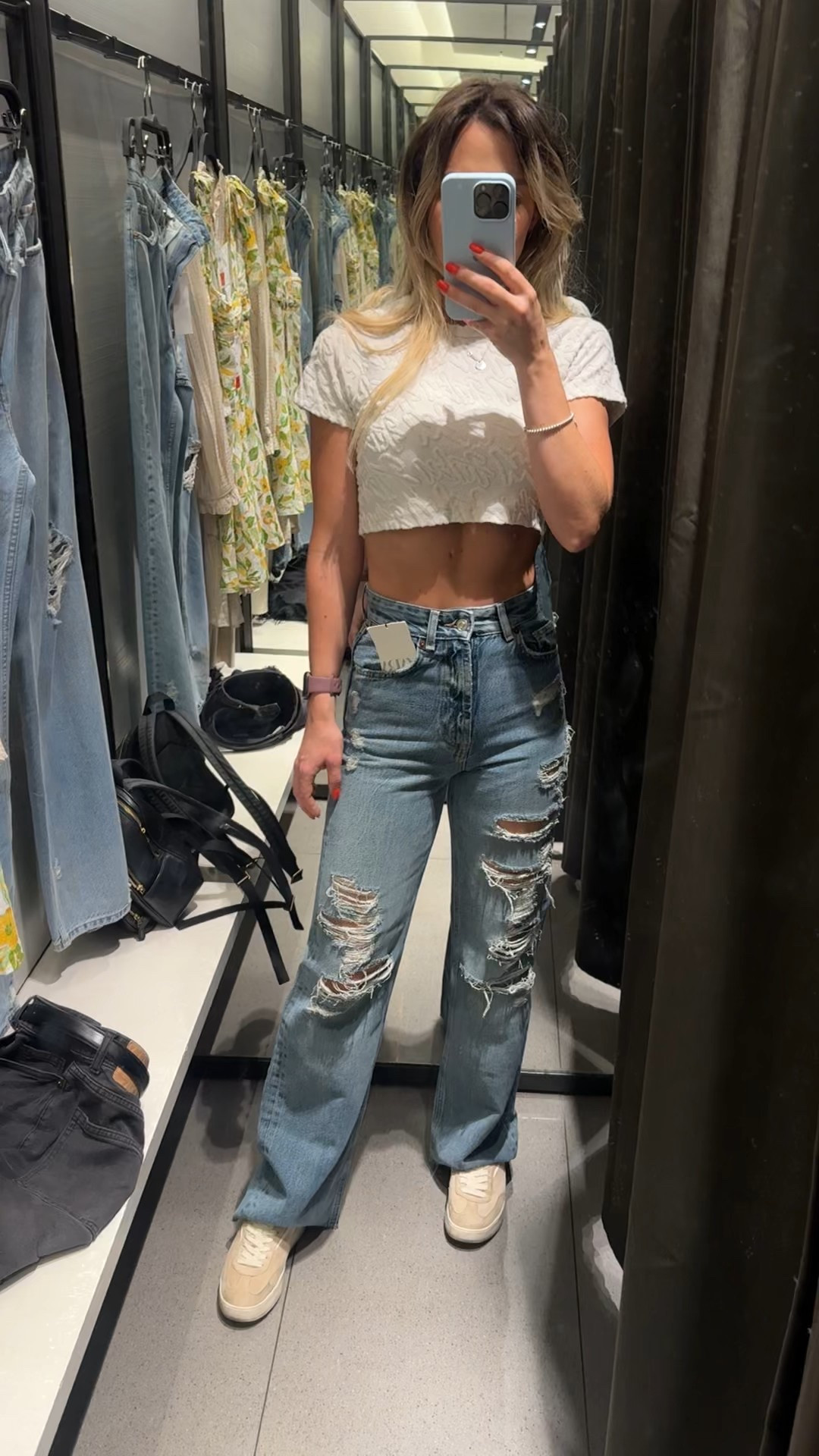 Jeans Zara

#LTKSeasonal #LTKStyleTip #LTKSaleAlert