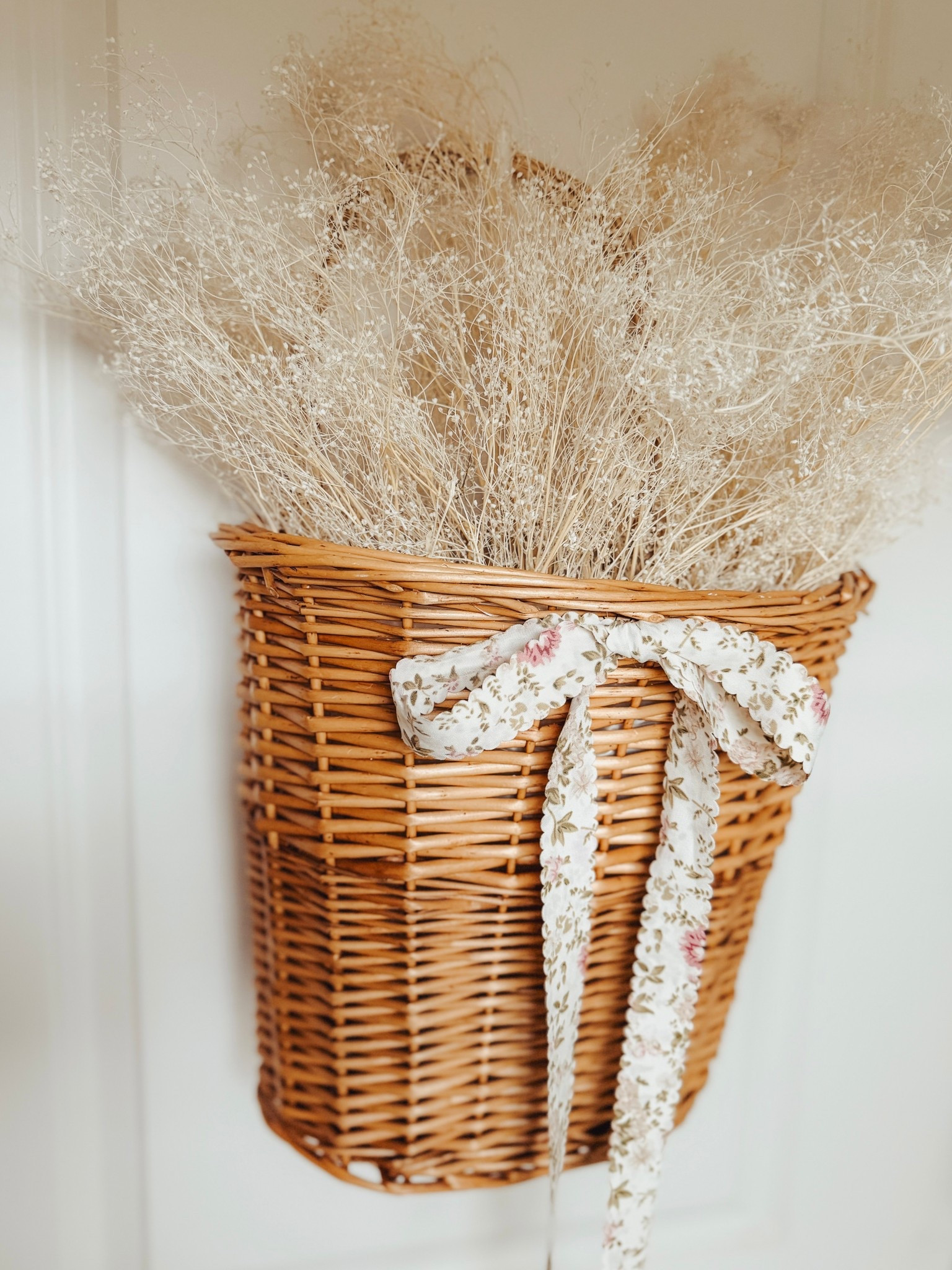 Try this as an alternative to a wreath for spring! 

#LTKHome #LTKSeasonal