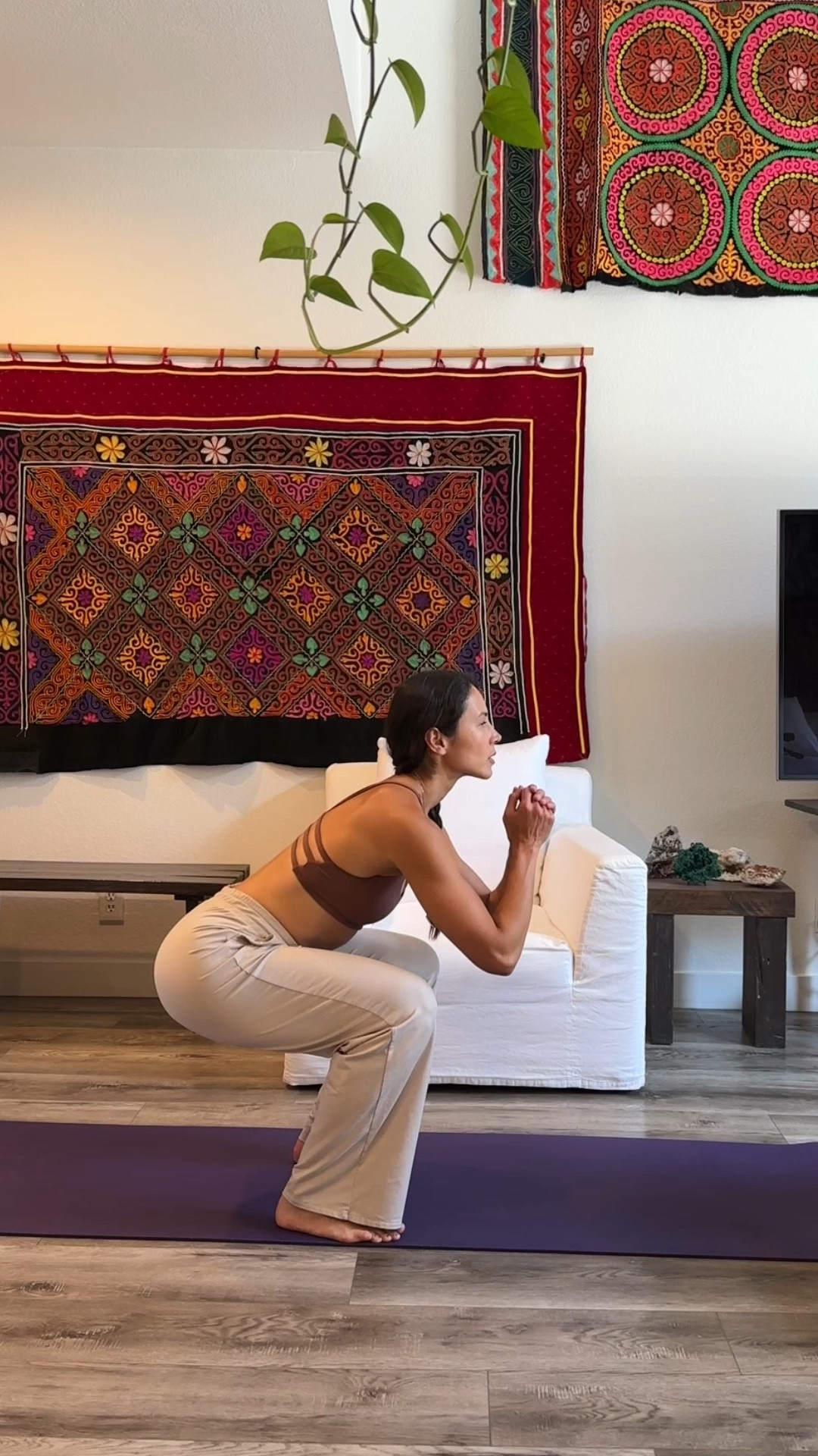 Strong can still be soft. ✨

These Vuori Essential Wideleg Pants might look like loungewear, but don’t be fooled—they’re fully functional for workouts, squats (as seen here!), and even light runs. I paired them with the Vuori Yosemite Bra, which is currently sold out in this beautiful brown shade—but don’t worry, both the bra and pants come in multiple colors. Just a heads up: certain shades sell out fast, so if you see one you love, grab it!

You’ll also catch a glimpse of my go-to yoga mat in this video—the Manduka PRO™ 6mm Mat. It’s thick, durable, and built to last. Basically, the Rolls Royce of yoga mats.

Remember: your workout doesn’t have to be brutal to be effective, and your clothes don’t have to be boring to be functional. Whether it’s your outfit, your hair, or your favorite playlist, lean into the little things that help you feel confident. When you feel good, you move differently.

#Vuori #VuoriWidelegPants #LTKActivewear #MandukaPro #MovementIsMedicine #ConfidenceInMotion #SquatLife #SoftAndStrong #WorkoutStyle #LTKFit #AthleisureGoals #MindBodyConnection


#LTKActive #LTKStyleTip #LTKOver40