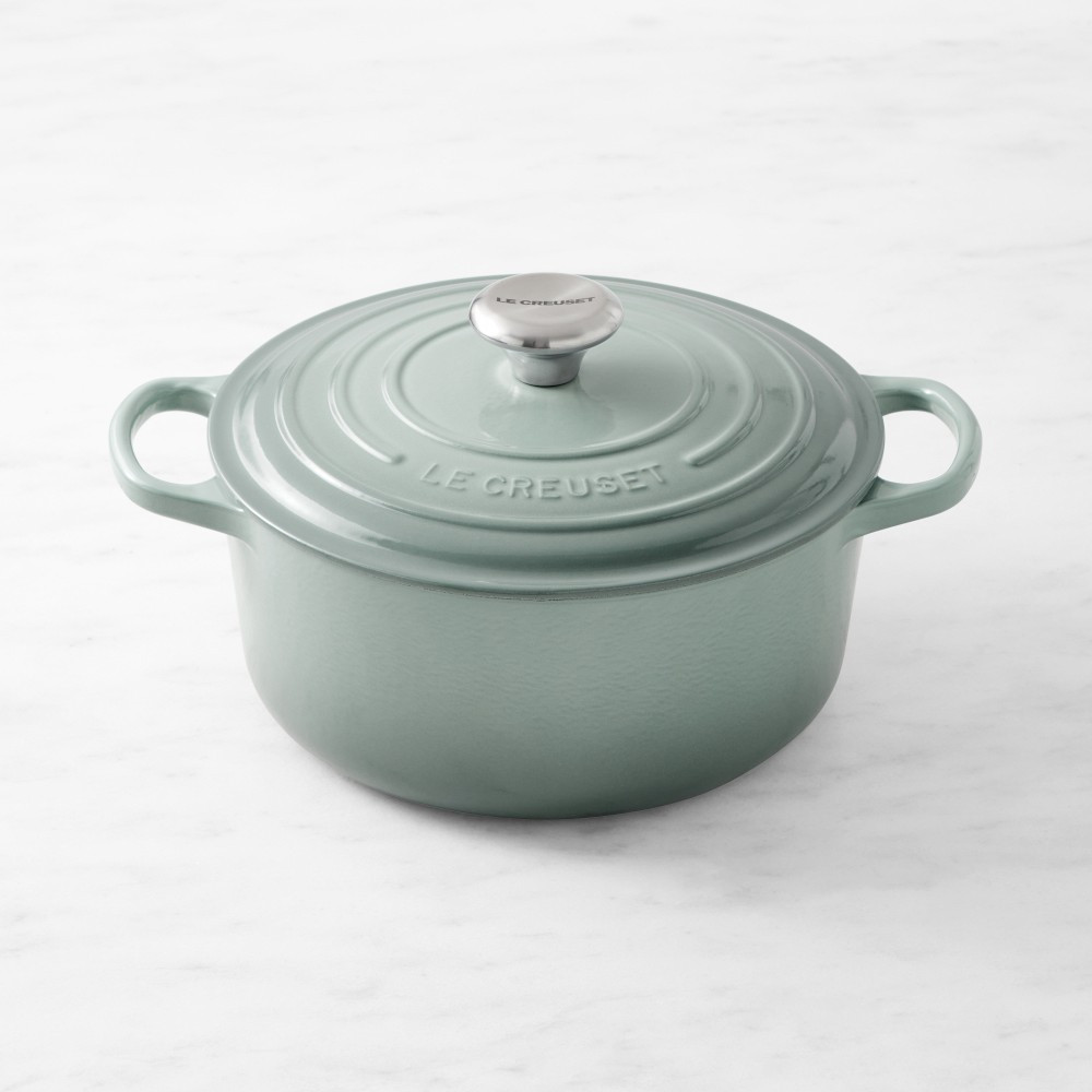 Le Creuset Signature Enameled Cast Iron Round Dutch Oven | Williams-Sonoma