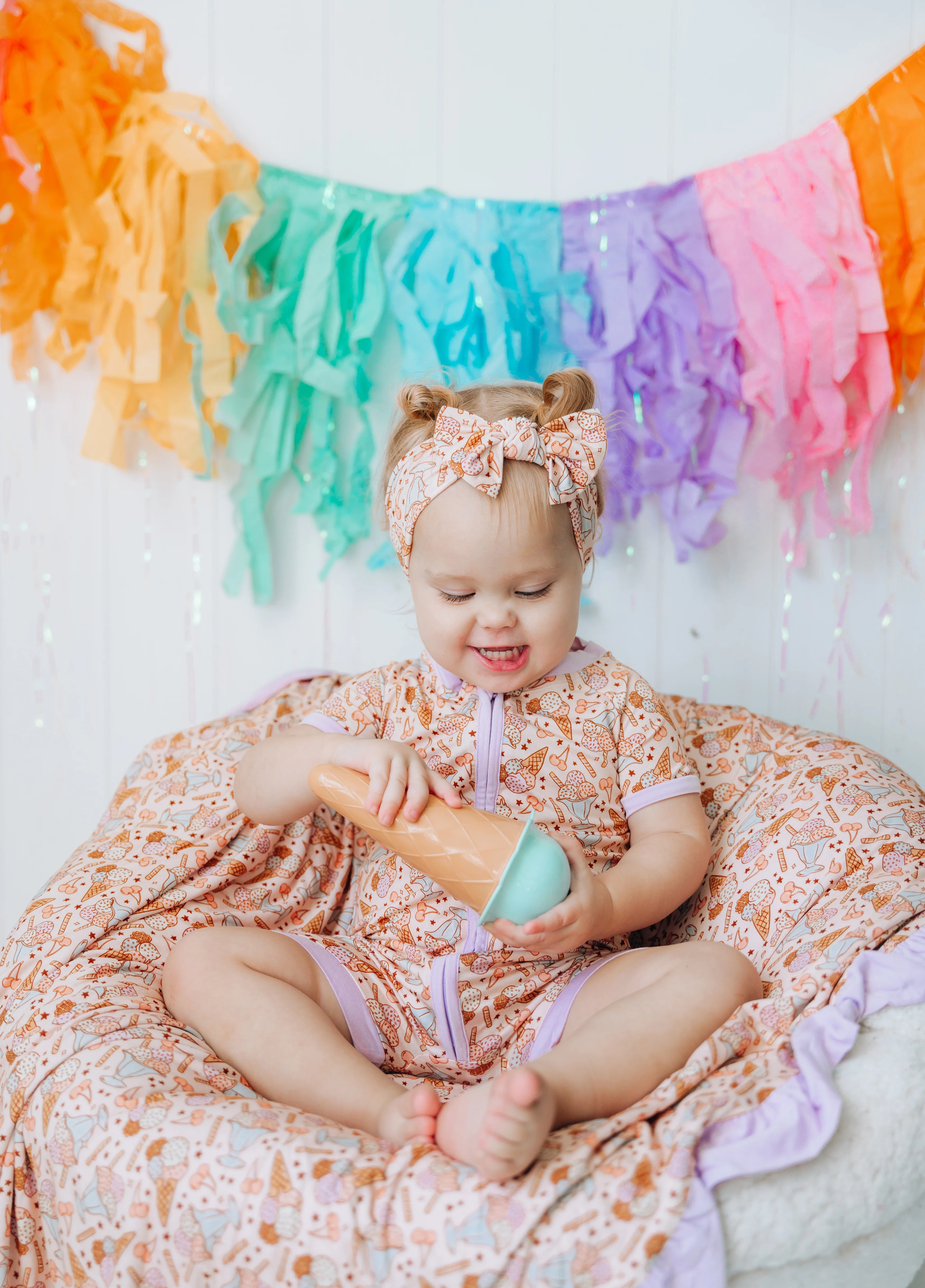 SCOOP THERE IT IS DREAM SHORTIE | Dream Big Little Co.