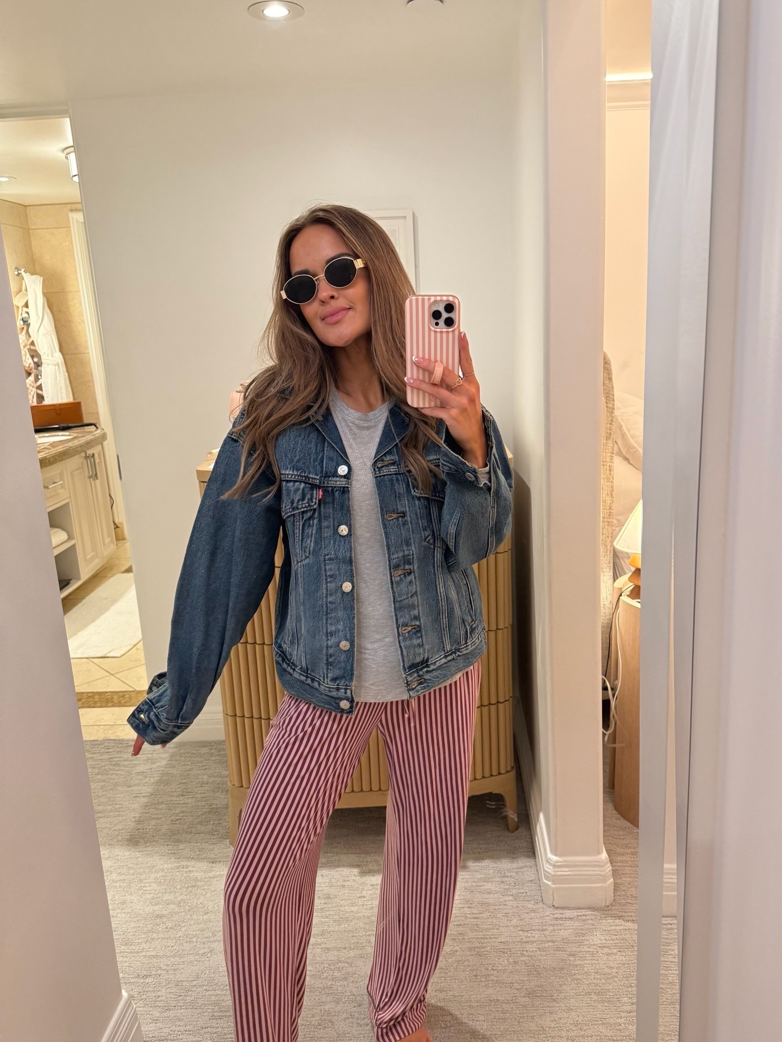 Cutest striped pants!! 😍

Seasonal summer outfits ootd grown mom favorites casual easy effortless Amazon

#LTKootd #LTKmomlife #LTKSeasonal