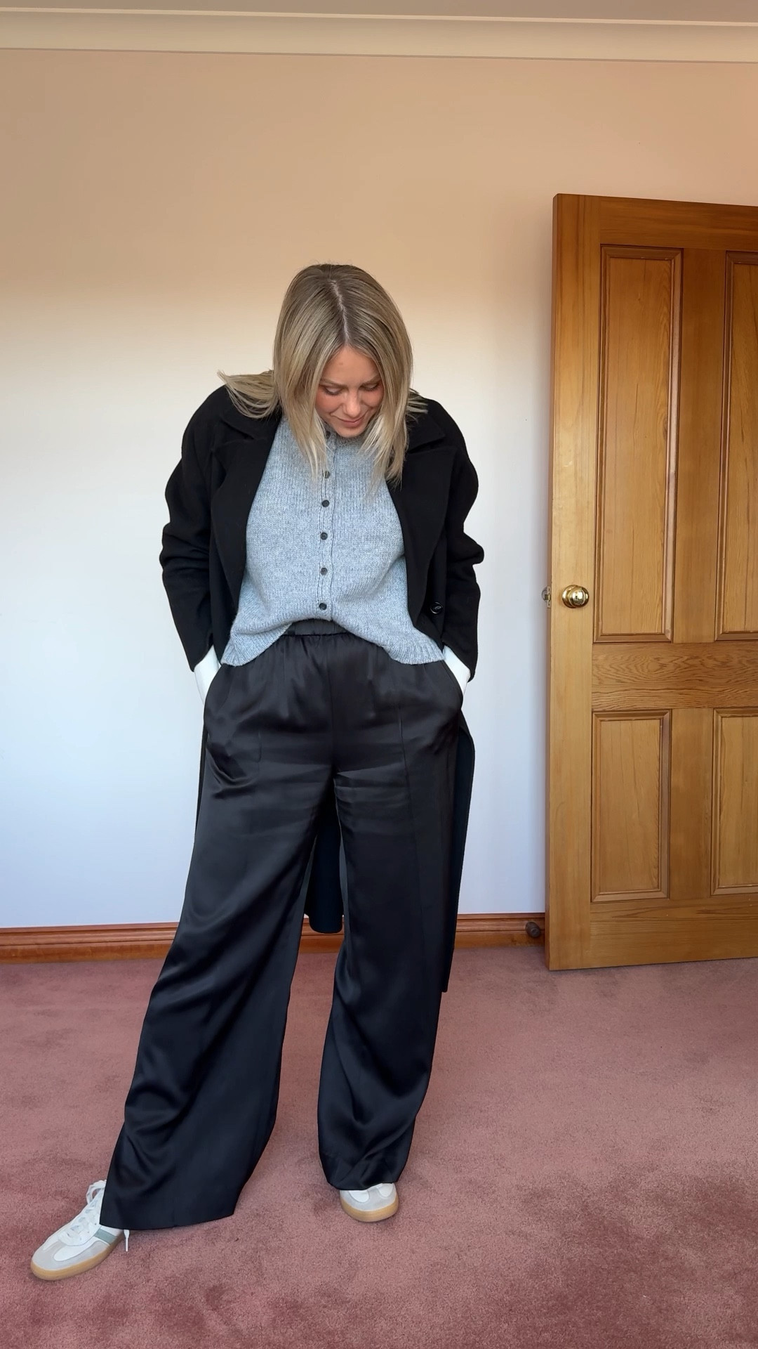 “Lets fly to Melbourne” outfit vibplane

#LTKtravel #LTKstyletip #LTKaustralia