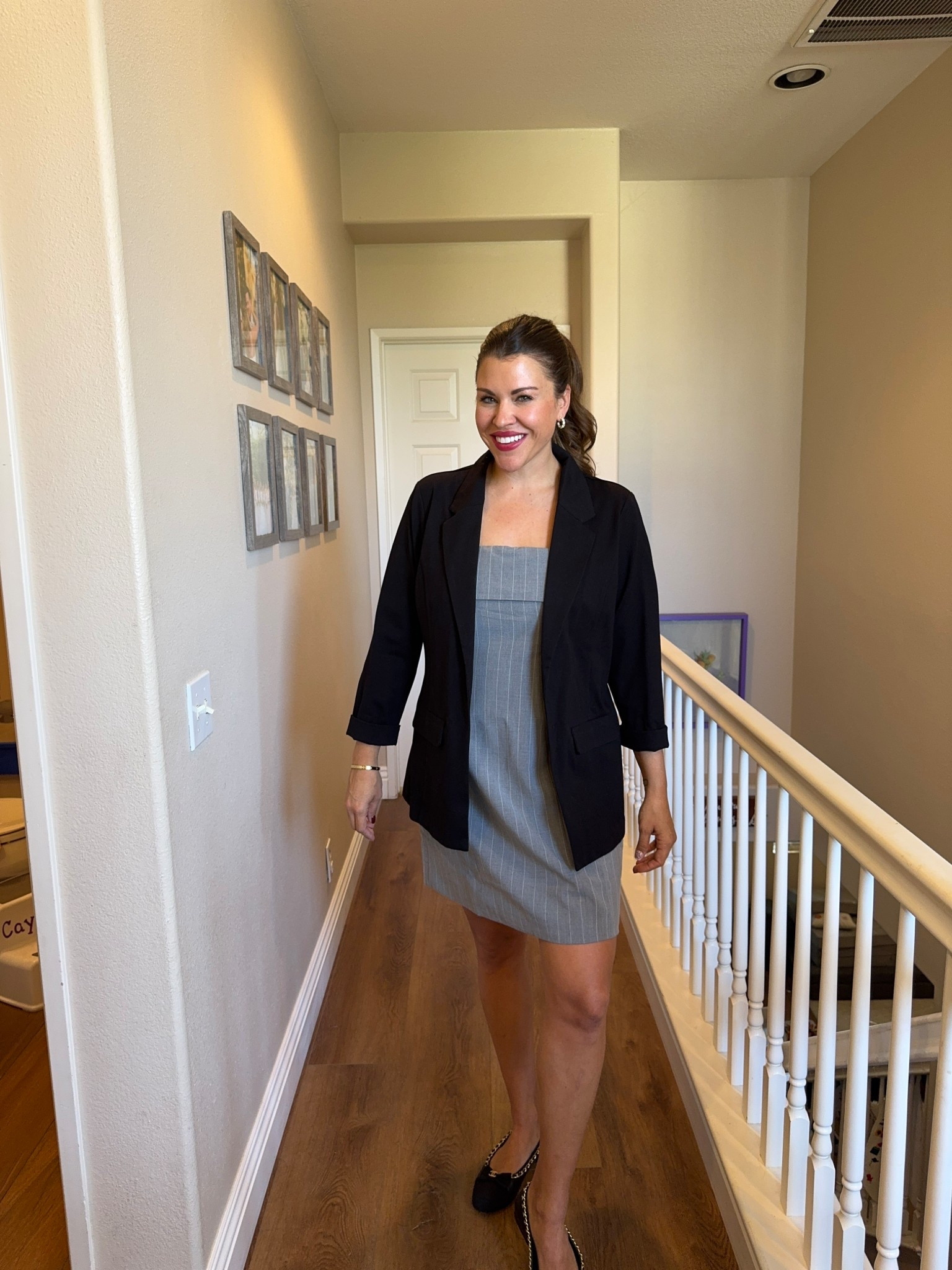 How I styled one $11 Walmart dress for casual days + corporate life ✨
Affordable, flattering, and way more versatile than you’d expect.