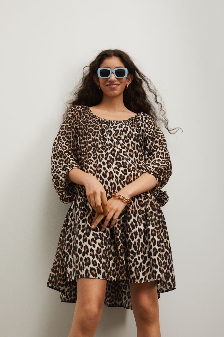 Airy dress | H&M (UK, MY, IN, SG, PH, TW, HK)