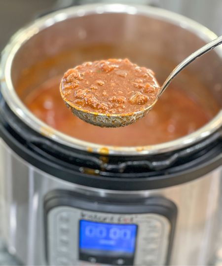 Cold weather means soup or chili is on the menu. I made a quick chili in my instant pot. #chili #instantpot #coldweathermenu #kitchenappliances #foodie 

#LTKGiftGuide