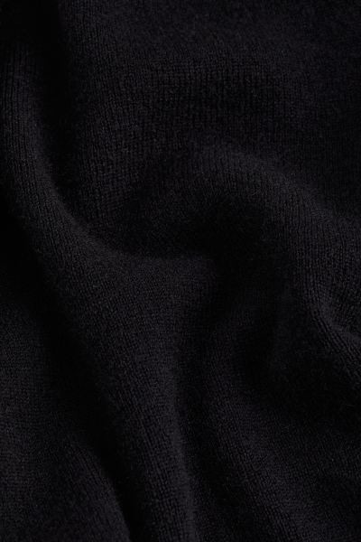 Kaschmirmix-Rollkragenpullover | H&M (DE, AT, CH, NL, FI)