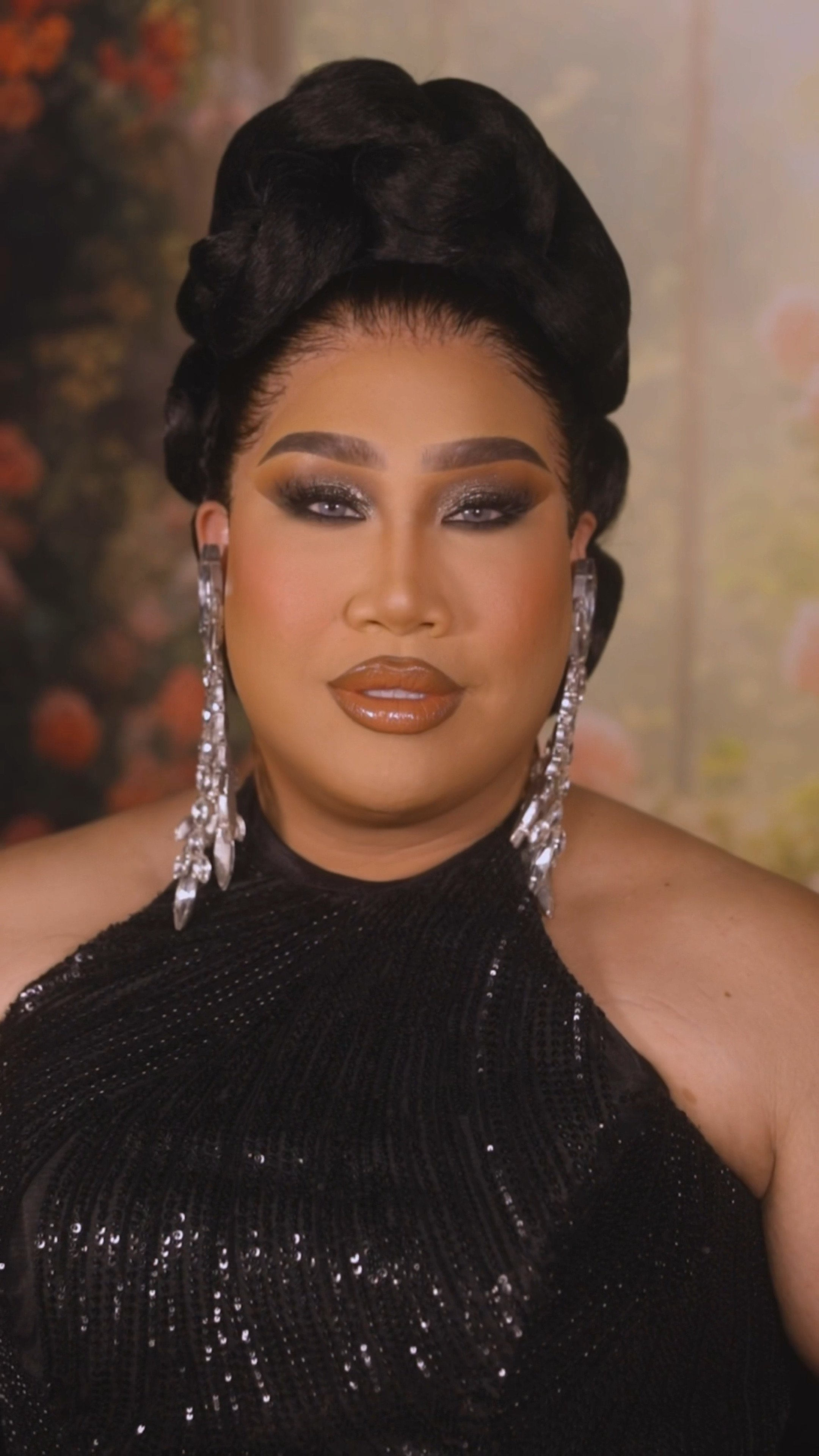 This is full beat glam for a wedding!

Products Used:
- @ONE SIZE BEAUTY Browkiki Pencil
- @maccosmetics Full Coverage
Foundation
- @makeupbymario Master Mattes
Eyeshadow Palette
- O/S Secure The Blur Primer
- O/S Secure The Sweat Primer
- O/S Turn Up The Base Butter Silk
Concealer
- O/S Freaky Peach Blush
- O/S TUTB Powder Foundation Medium 5 (G)
- O/S Ultimate Setting Powder in
Translucent
- O/S Made for Shade Bronze & Sculpt Trio
- O/S 24-Hour Gel Eyeliner 
- O/S Point Made Waterproof Liquid Eyeliner
- O/S Lipsnatcher Lip Pencil - Rent Due
- O/S Lipsnatcher Lip Gloss - Joelapuss + Muthastarrr
- O/S On Til Dawn Waterproof Setting Spray

#makeup #fashion #fullbeat #makeuptutorial #tutorial #glam #chappellroan #hottogo

#LTKBeauty #LTKFindsUnder100 #LTKVideo