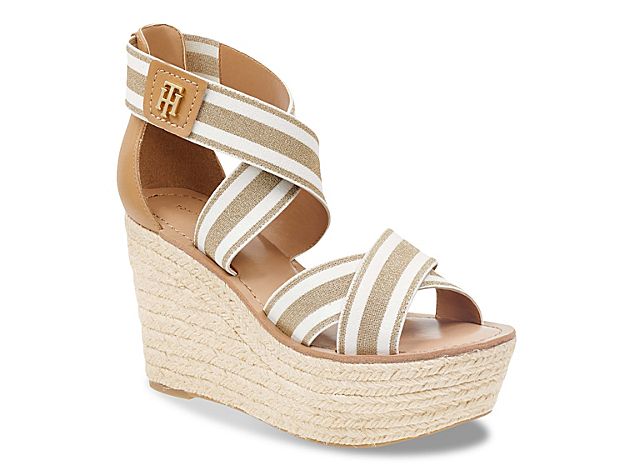 Tommy Hilfiger Thina Wedge Sandal - Women's - Gold Metallic/White | DSW