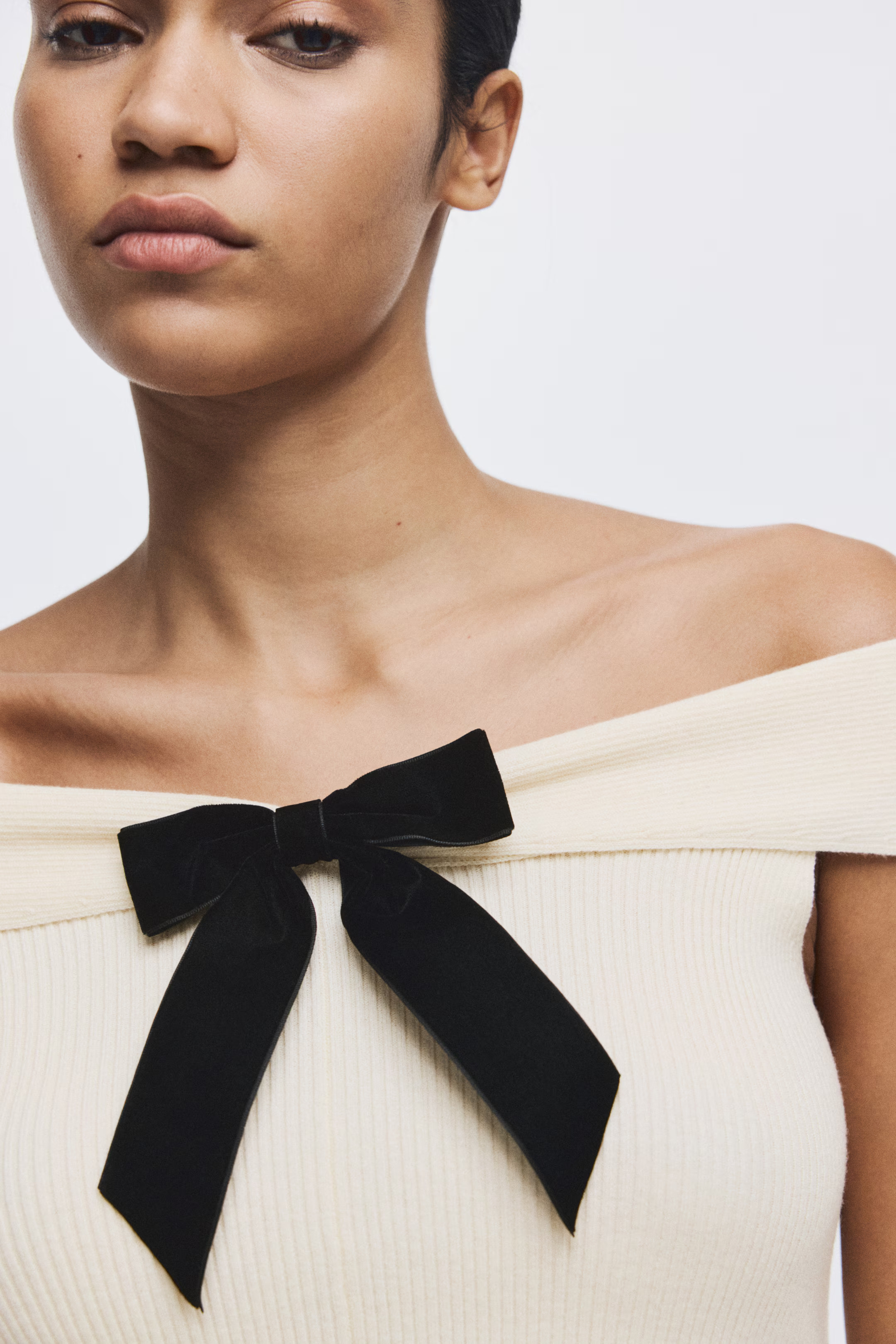 Bow-Detail Off-the-Shoulder Top | H&M (US + CA)