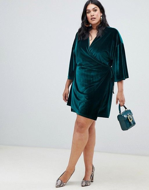 Boohoo Plus exclusive plus velvet kimono sleeve mini dress in green | ASOS US