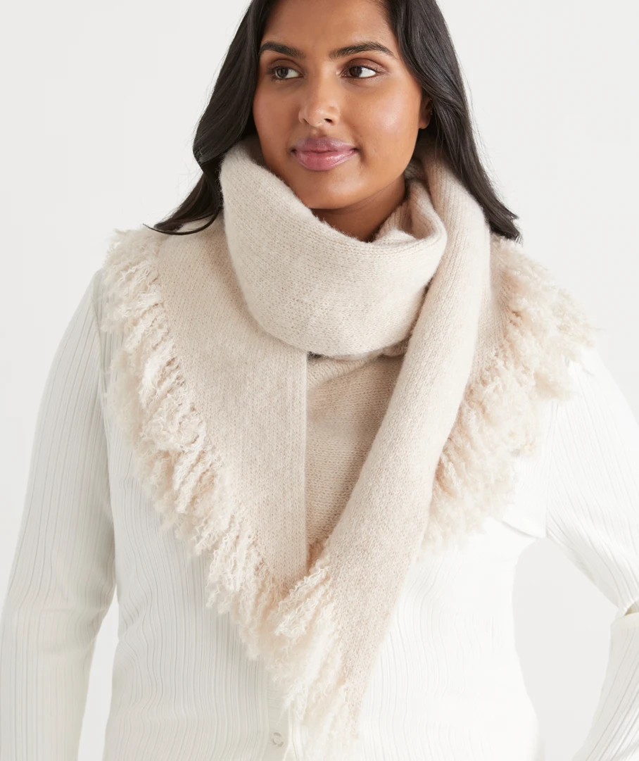 Lofty Triangle Tassel Scarf | Sussan