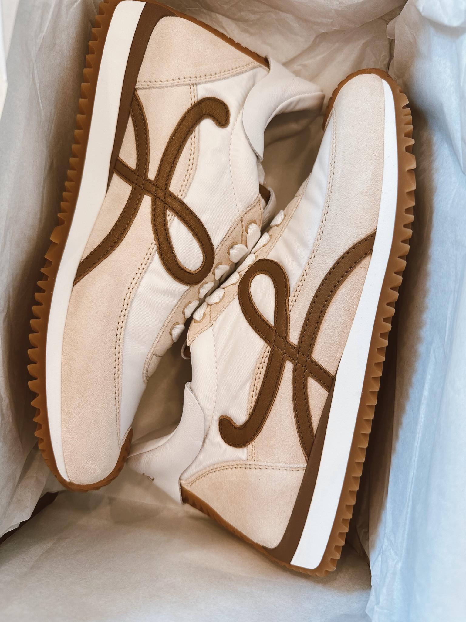 My fall sneakers you’ll find me in every day 🤎 Loewe sneakers are some of the comfiest I own! 

#LTKShoeCrush #LTKSeasonal #LTKStyleTip