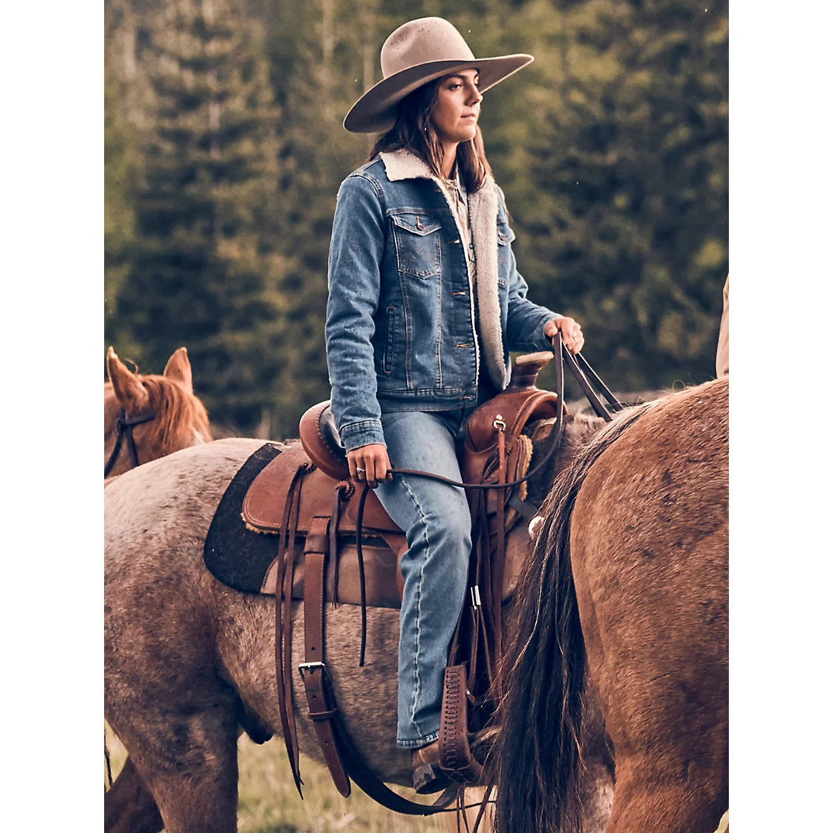 Women's Wrangler Retro® Sherpa Lined Western Denim Jacket in Denim | Wrangler