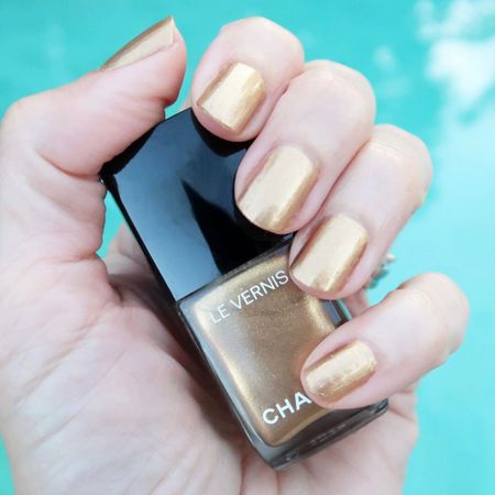 Loving this beautiful gold nail polish for  summer nail polish 💕💅🏻🙌

#LTKbeauty #LTKstyletip #LTKunder50