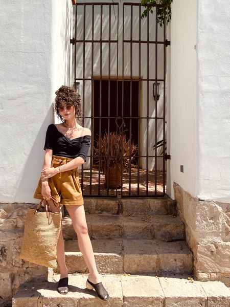 Neutral spring outfit - paperbag shorts - black sandals with wood heal detail - basket bag 

#LTKSeasonal #LTKstyletip