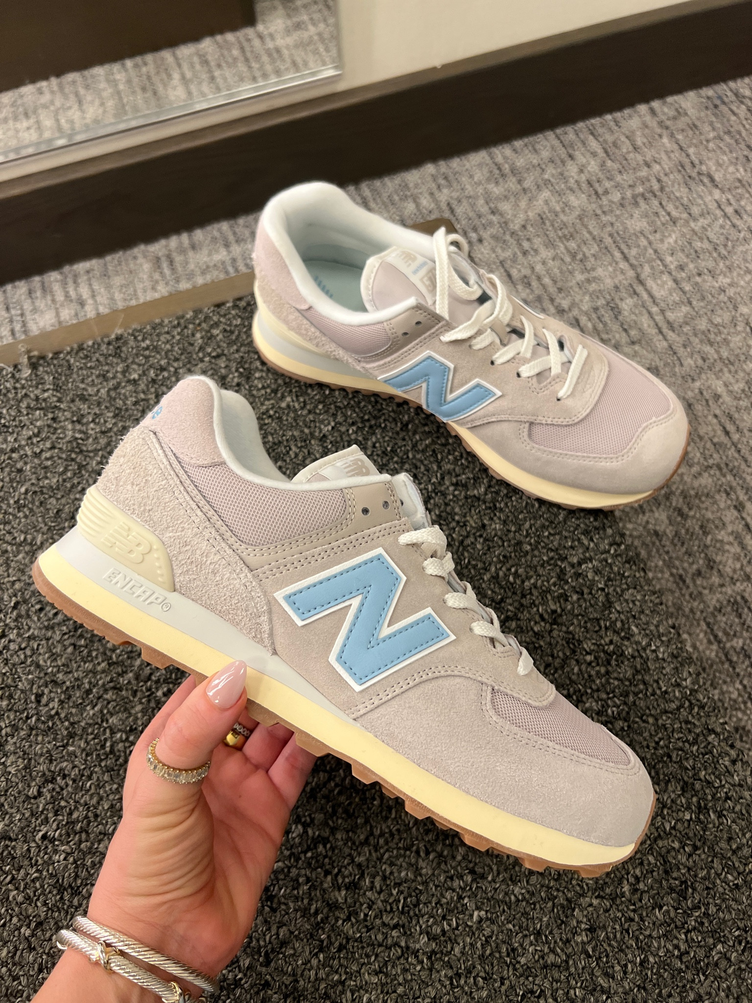 NSALE Sneaker 👟 💖

nsale, nordstrom anniversary sale, nordstrom sale, Madison Payne

#LTKStyleTip #LTKSaleAlert #LTKxNSale