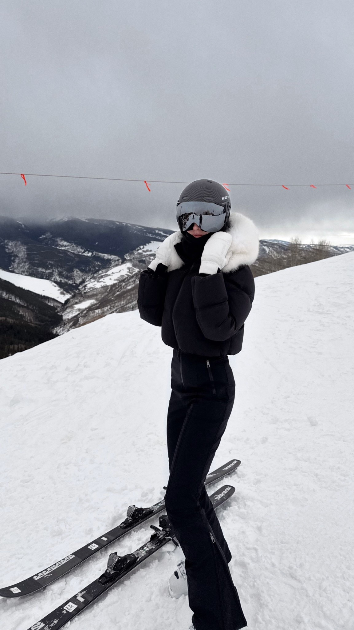 Jacket ild Zara ski! And diy added the fur!
Affiliate links 