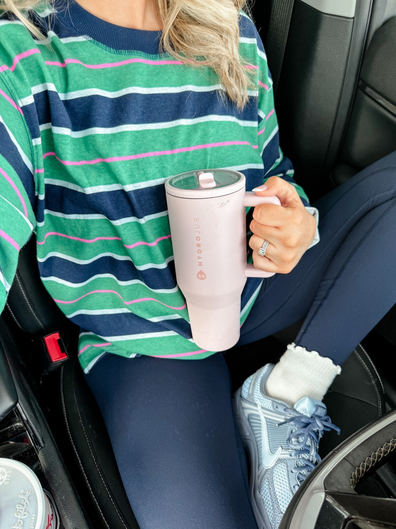 SAHM OOTD 💙💚🩷

#LTKmomlife #LTKootd