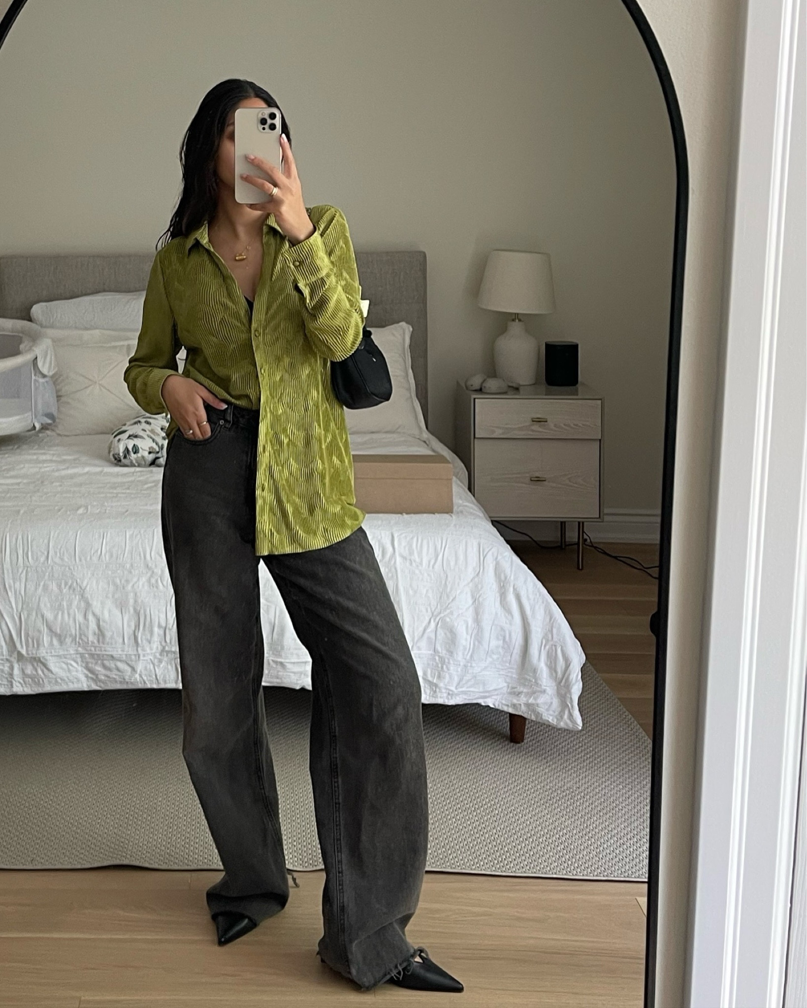 spring is springing
#springstyle #oversized #minimalstyle #streetstyle #streetwear

#LTKstyletip #LTKspring