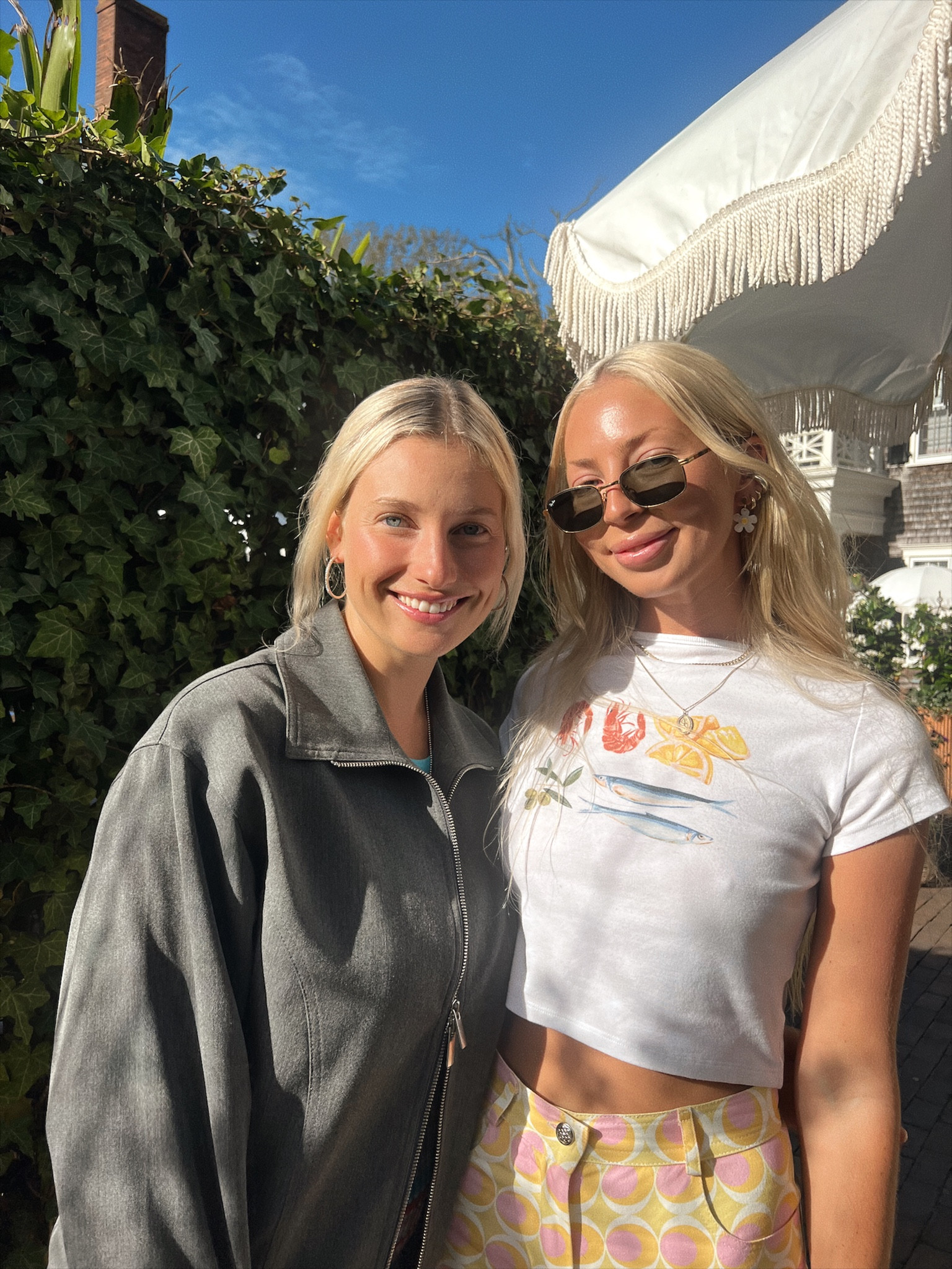 Obsessed with all these tees!!🐠🤍

#LTKfindsunder100 #LTKeurope #LTKstyletip