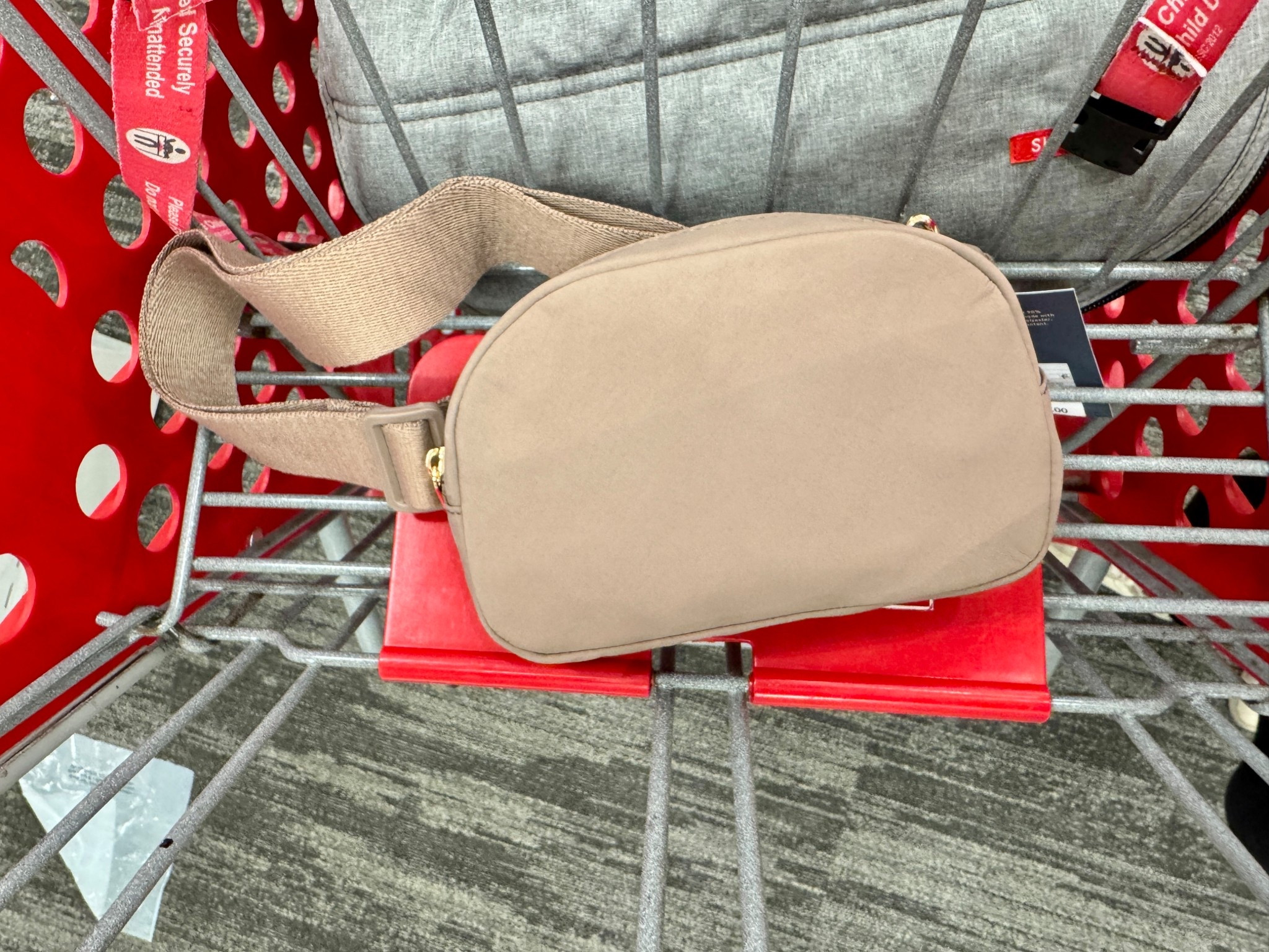 Perfect $10 belt bag! Comes in multiple colors!

Gifts for her | Easter basket idea | active lifestyle | crossbody bag | activewear | women’s accessories 

#LTKfitnessgoals #LTKSaleAlert #LTKmomlife