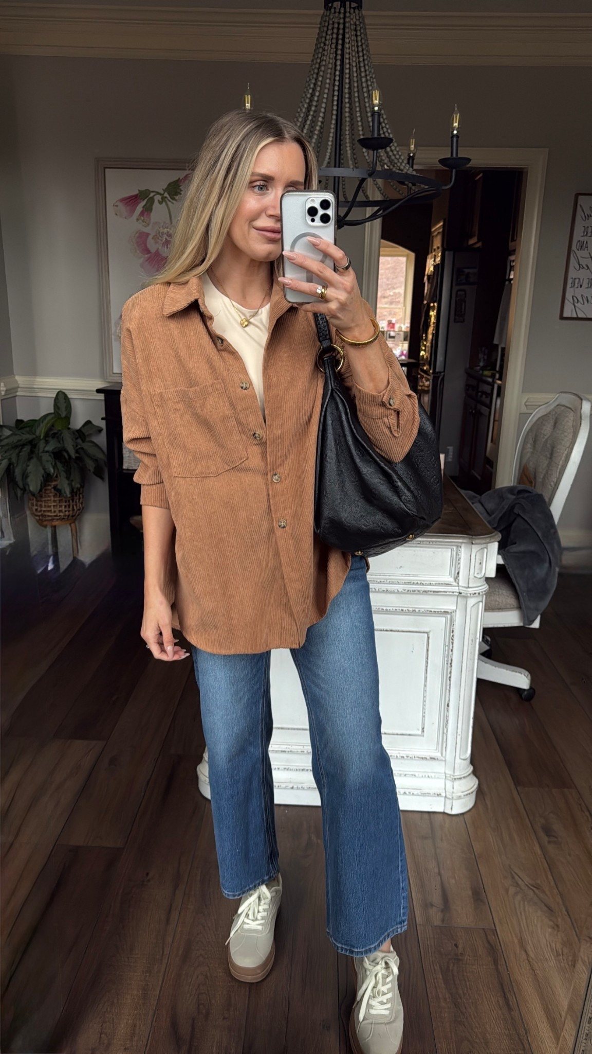 Casual, but elevated. 🤎
