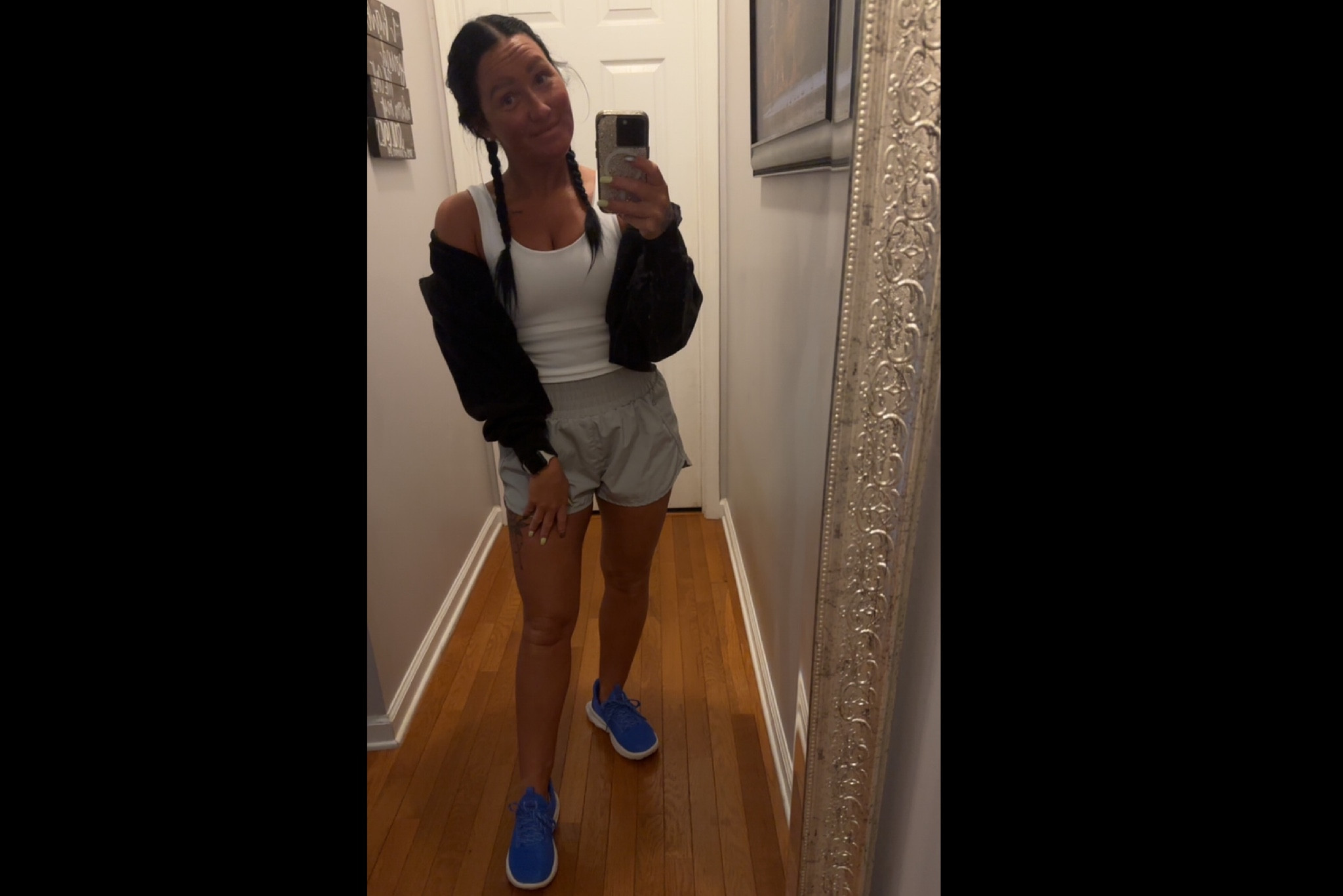 Sporty with a pop of color was the look for today! Love accenting  casual sporty look with a colorful shoe🙌🏼 

#LTKFindsUnder50 #LTKFitness #LTKStyleTip