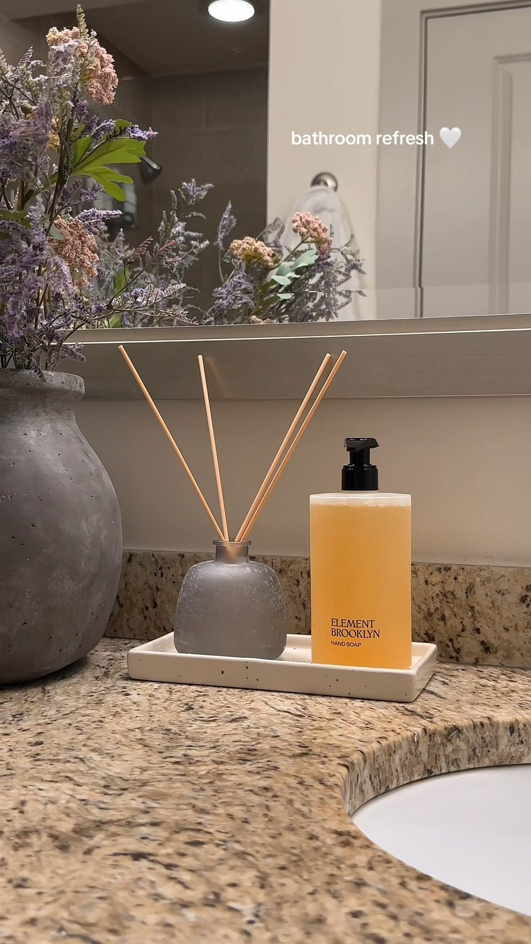 bathroom refresh with @element.brooklyn 🤍🫧

refills that look expensive, smell amazing, and super affordable. it’s giving luxury without the luxury price ✨

#elementbrooklyn #bathroomrefresh #cleangirl #aesthetics #newyear #reset #luxurylifestyle #byredo #lelabo

#LTKHome #LTKGiftGuide