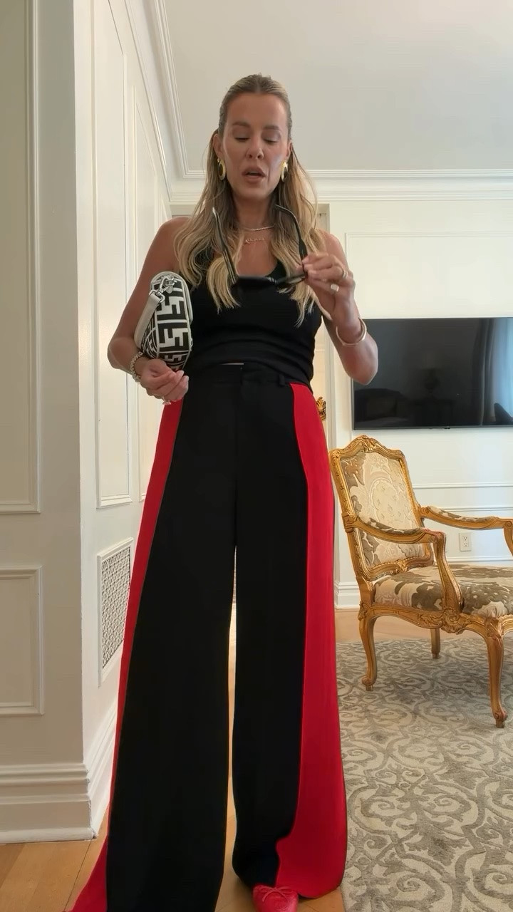 Coming in red hot to NYFW with these amazing pants ❤️My entire outfit is from Zara!!

#LTKootd #LTKdayinmylife #LTKgrwm