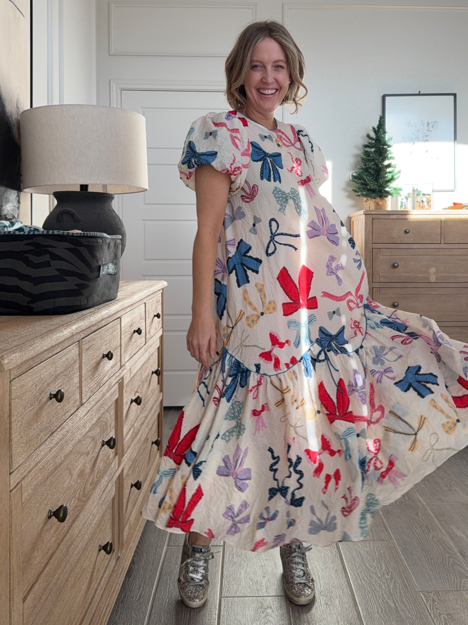 Holiday looks 🎄

Wearing a small in the bow dress 

#LTKootd #LTKSeasonal #LTKHoliday