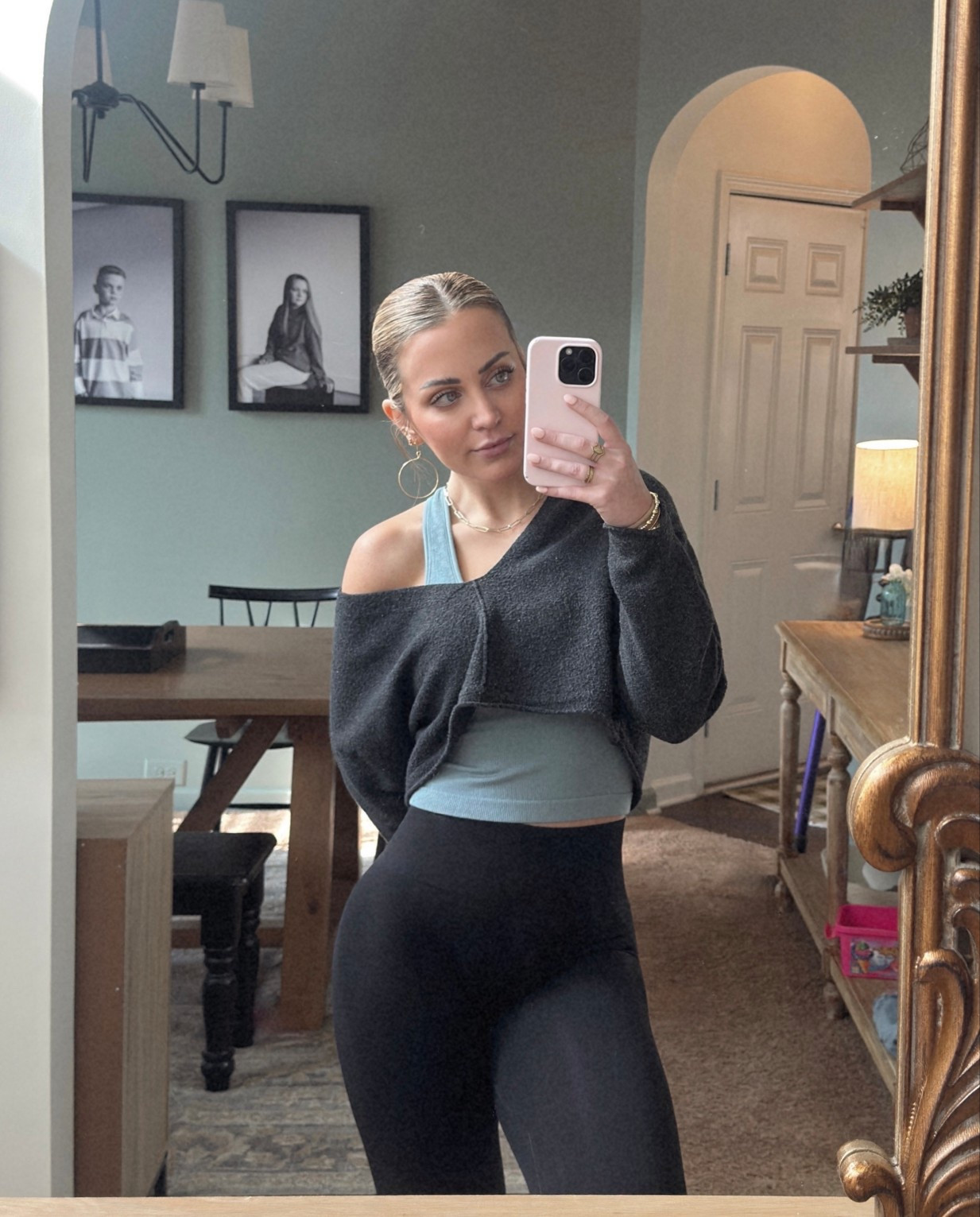 Tried a new style of aurola’s and I love them! Wearing size XS