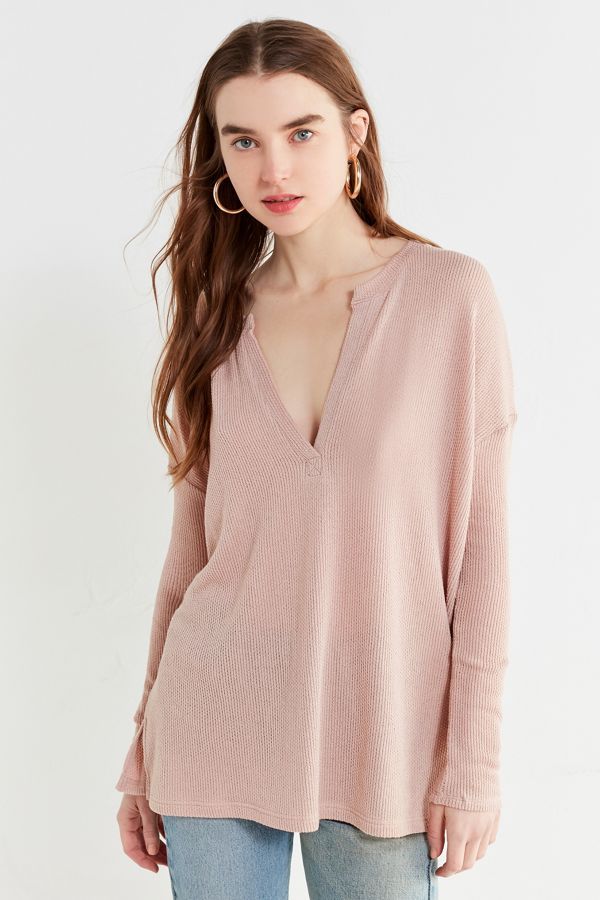 UO Nora Notched Long Sleeve Top | Urban Outfitters US