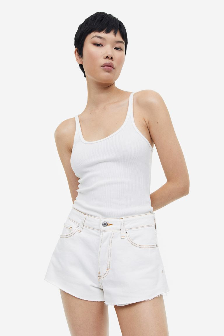 Curvy Fit Denim Shorts - White - Ladies | H&M US | H&M (US + CA)