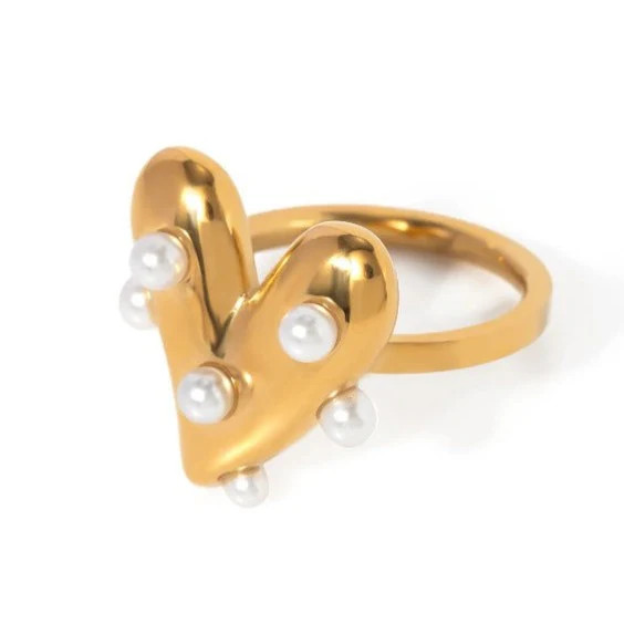 Penelope Pearl Heart Adjustable Ring | Liv Bella Vita